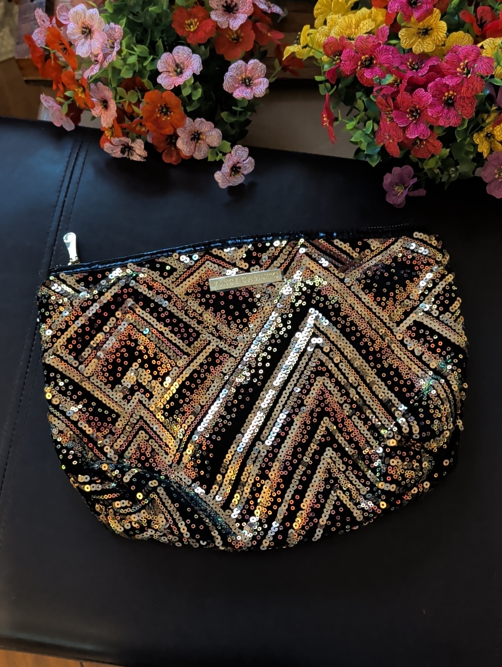 Vince Camuto Large Glitter Zip Clutch/Bag - Picture 3 of 5